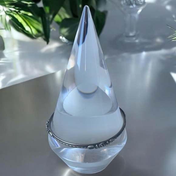 Vintage Antiqued Silver Plated Bangle Bracelet Women’s Jewelry Ornate Design - Picture 4 of 5